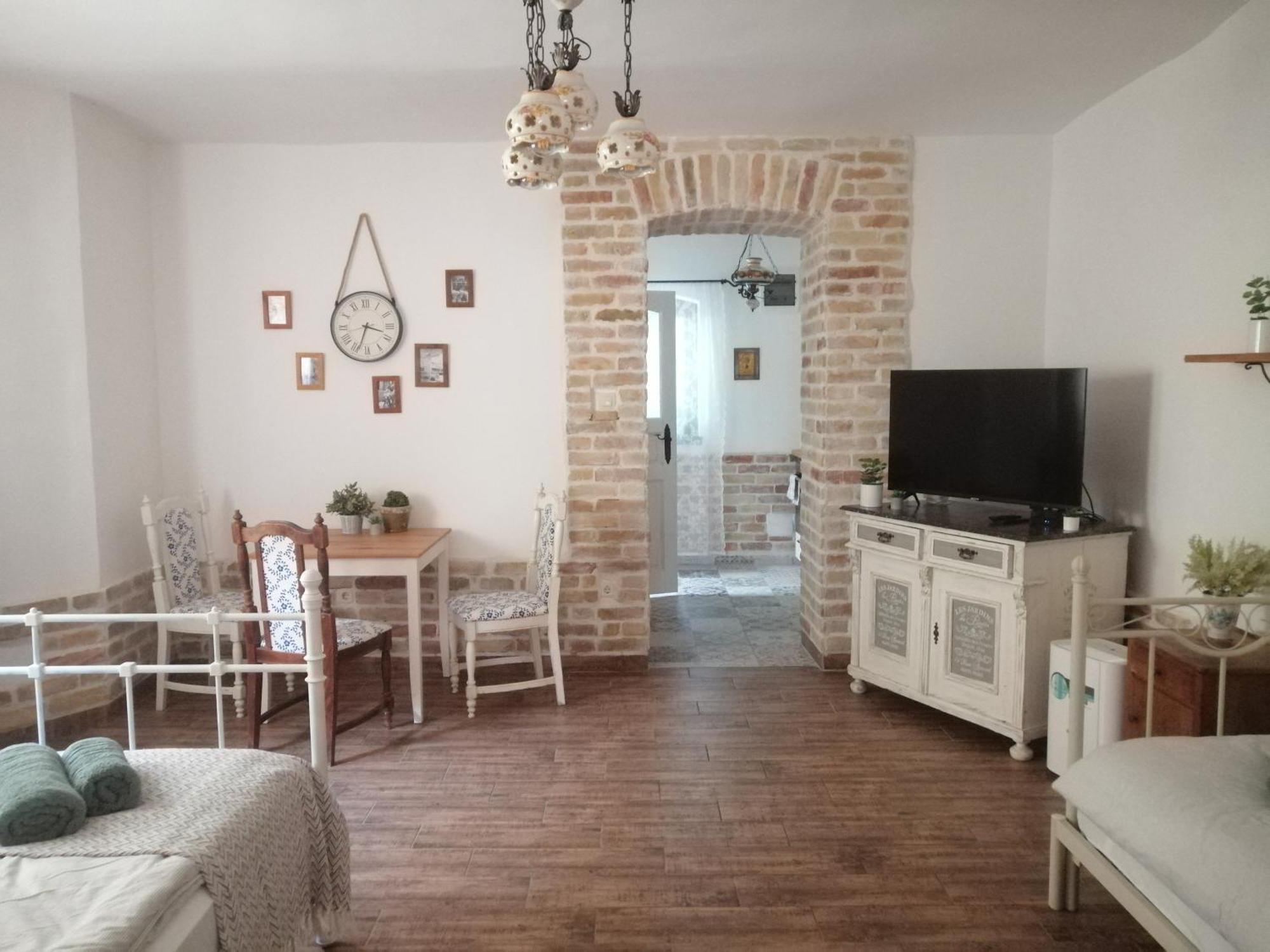 Kuria Apartman Budapest With Free Parking Exterior foto