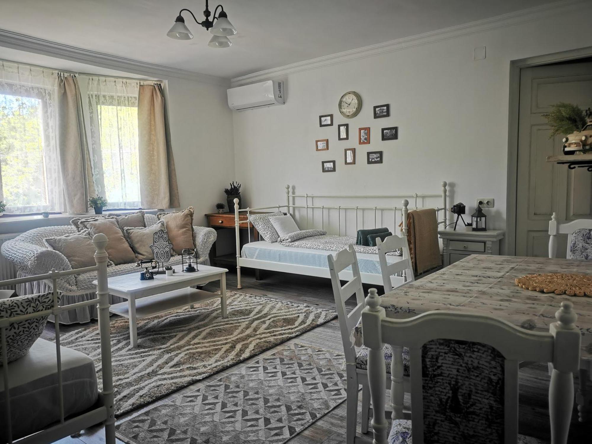 Kuria Apartman Budapest With Free Parking Exterior foto