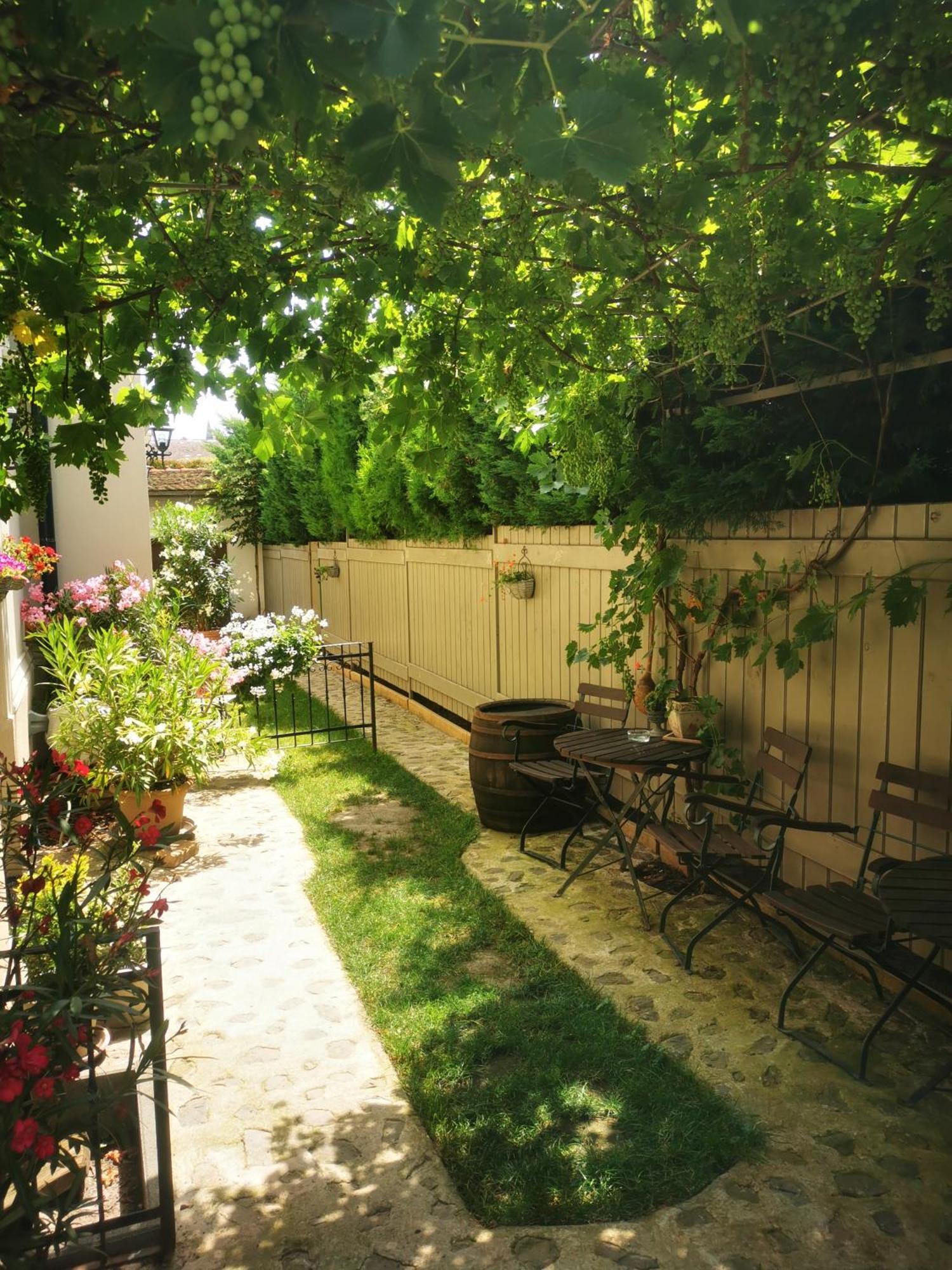 Kuria Apartman Budapest With Free Parking Exterior foto